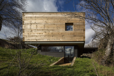 Projetos de casas com telhado plano são tecnologias simples de construção (de um andar, de dois andares, de madeira, pequenas). Tendências modernas de alta tecnologia e minimalismo (mais de 175 fotos)