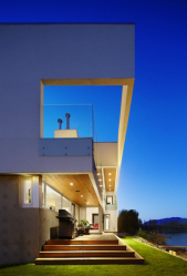 Projetos de casas com telhado plano são tecnologias simples de construção (de um andar, de dois andares, de madeira, pequenas). Tendências modernas de alta tecnologia e minimalismo (mais de 175 fotos)