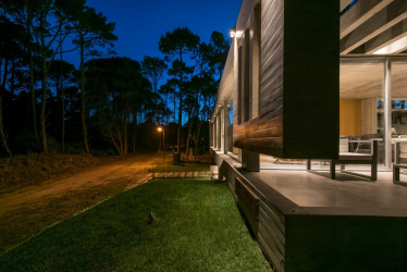 Casa na floresta: qual estilo é melhor escolher? 230+ (fotos) de solidão e conforto. E o que você vai gostar?
