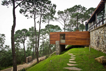Casa na floresta: qual estilo é melhor escolher? 230+ (fotos) de solidão e conforto. E o que você vai gostar?