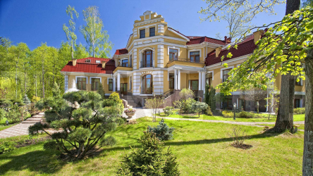 Casa na floresta: qual estilo é melhor escolher? 230+ (fotos) de solidão e conforto. E o que você vai gostar?