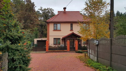 Casa na floresta: qual estilo é melhor escolher? 230+ (fotos) de solidão e conforto. E o que você vai gostar?