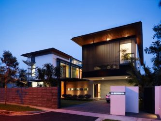 Casa de dois andares com garagem - Características do layout (mais de 180 fotos)