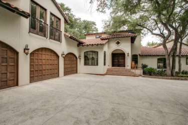 Casa de dois andares com garagem - Características do layout (mais de 180 fotos)
