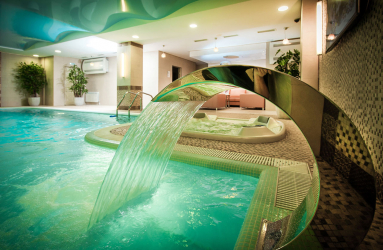 Características do design de uma banheira com hidromassagem no interior da casa e apartamento (120 + Foto). Luxo acessível com benefícios para a saúde. O que você precisa saber?