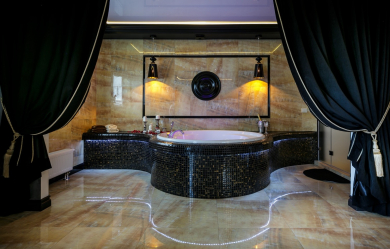Características do design de uma banheira com hidromassagem no interior da casa e apartamento (120 + Foto). Luxo acessível com benefícios para a saúde. O que você precisa saber?