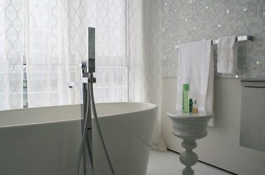New in Curtains Design 2017 (400+ Photos): Opções modernas e modernas