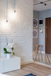 Telhas de gesso para decoração de interiores: 160+ Foto (sob a pedra, sob o tijolo) para auto-expressão brilhante