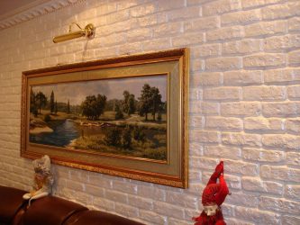Telhas de gesso para decoração de interiores: 160+ Foto (sob a pedra, sob o tijolo) para auto-expressão brilhante