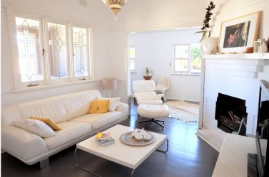 O interior de uma pequena sala de estar: 190+ (Fotos) Idéias modernas (móveis, papel de parede, zoneamento)