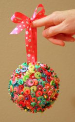 Como fazer lindas bolas para o novo 2019 com as próprias mãos? Artesanatos interessantes e volumosos (mais de 115 fotos). 9 master classes passo-a-passo