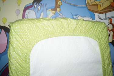 A qualidade da roupa de cama no berço para recém-nascidos - A chave para o sono de um bebê saudável