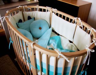 A qualidade da roupa de cama no berço para recém-nascidos - A chave para o sono de um bebê saudável