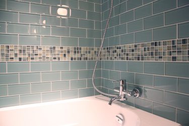 Opções de acabamento para a telha do banheiro (mais de 175 fotos). Crie um design que será lembrado