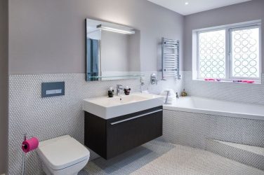Opções de acabamento para a telha do banheiro (mais de 175 fotos). Crie um design que será lembrado