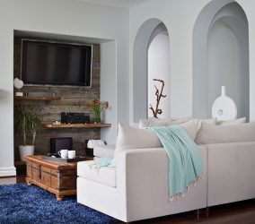 Como pendurar uma TV na parede? Mais de 150 projetos interiores da foto