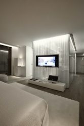 Como pendurar uma TV na parede? Mais de 150 projetos interiores da foto