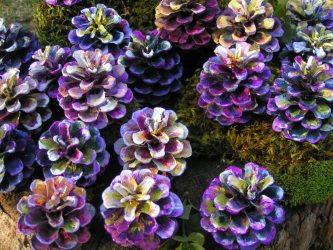Artesanato de cones de abeto (grandes, pintados) para o Ano Novo (mais de 175 fotos) Belos brinquedos para as férias!