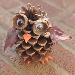 Artesanato de cones de abeto (grandes, pintados) para o Ano Novo (mais de 175 fotos) Belos brinquedos para as férias!