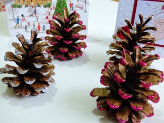 Artesanato de cones de abeto (grandes, pintados) para o Ano Novo (mais de 175 fotos) Belos brinquedos para as férias!