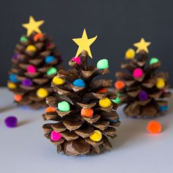Artesanato de cones de abeto (grandes, pintados) para o Ano Novo (mais de 175 fotos) Belos brinquedos para as férias!