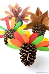 Artesanato de cones de abeto (grandes, pintados) para o Ano Novo (mais de 175 fotos) Belos brinquedos para as férias!