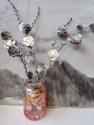 Artesanato de cones de abeto (grandes, pintados) para o Ano Novo (mais de 175 fotos) Belos brinquedos para as férias!
