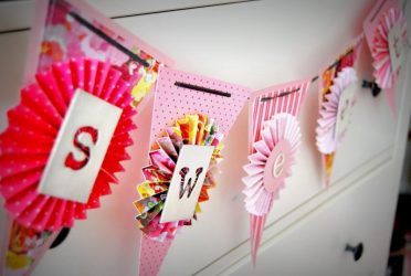 Como decorar o quarto para o aniversário da criança com as próprias mãos? (180+ Idéias Fotográficas) Nós fazemos dependendo das necessidades de idade