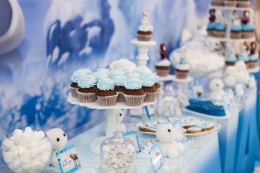 Como decorar o quarto para o aniversário da criança com as próprias mãos? (180+ Idéias Fotográficas) Nós fazemos dependendo das necessidades de idade