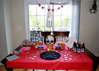 Como decorar o quarto para o aniversário da criança com as próprias mãos? (180+ Idéias Fotográficas) Nós fazemos dependendo das necessidades de idade