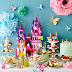Como decorar o quarto para o aniversário da criança com as próprias mãos? (180+ Idéias Fotográficas) Nós fazemos dependendo das necessidades de idade