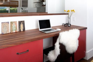 Como escolher uma mesa com gavetas e uma prateleira: (mais de 190 fotos) Organize o espaço de forma prática