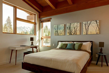 Como fazer espaço no quarto acima da cama: colocação de pinturas pelo Feng Shui. 170+ (Fotos) acentos brilhantes e elegantes