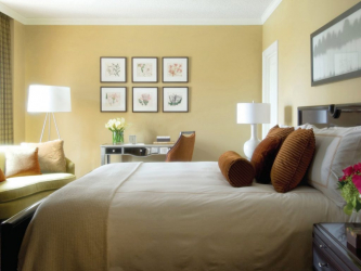 Como fazer espaço no quarto acima da cama: colocação de pinturas pelo Feng Shui. 170+ (Fotos) acentos brilhantes e elegantes