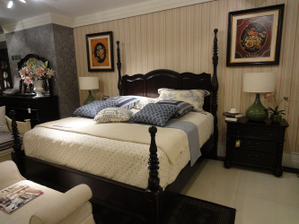 Como fazer espaço no quarto acima da cama: colocação de pinturas pelo Feng Shui. 170+ (Fotos) acentos brilhantes e elegantes