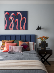 Como fazer espaço no quarto acima da cama: colocação de pinturas pelo Feng Shui. 170+ (Fotos) acentos brilhantes e elegantes
