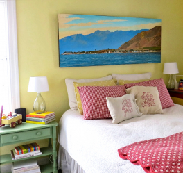 Como fazer espaço no quarto acima da cama: colocação de pinturas pelo Feng Shui. 170+ (Fotos) acentos brilhantes e elegantes