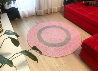 Fazemos as nossas próprias mãos: Como é que um tapete de fios fica no seu interior? (Mais de 85 fotos). Idéias legais para um design elegante (tapetes redondos, retangulares, feitos de pompons)
