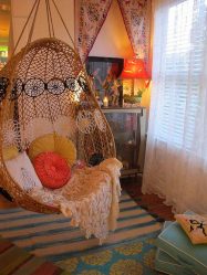 เก้าอี้ที่ถูกระงับจากหวายธรรมชาติและประดิษฐ์: 195+ ตัวเลือกภาพ (หวาย, macrame, พร้อมฝาครอบ)