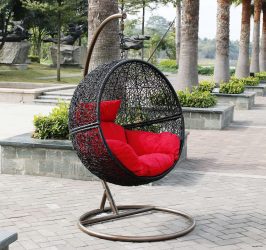 เก้าอี้ที่ถูกระงับจากหวายธรรมชาติและประดิษฐ์: 195+ ตัวเลือกภาพ (หวาย, macrame, พร้อมฝาครอบ)