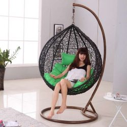 เก้าอี้ที่ถูกระงับจากหวายธรรมชาติและประดิษฐ์: 195+ ตัวเลือกภาพ (หวาย, macrame, พร้อมฝาครอบ)