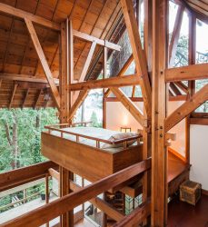 Cama de sótão com uma área de trabalho (mais de 165 fotos): idéias originais para quartos pequenos
