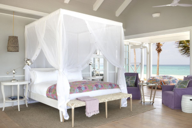 Design de cama de luxo com um dossel para o conforto romântico. 160+ (Fotos) para quartos para adultos e crianças (+ Avaliações)