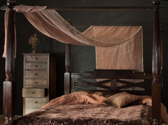 Design de cama de luxo com um dossel para o conforto romântico. 160+ (Fotos) para quartos para adultos e crianças (+ Avaliações)