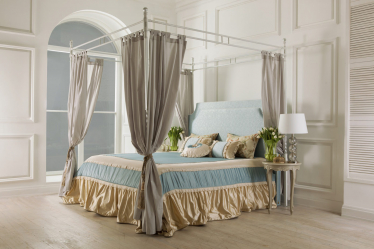 Design de cama de luxo com um dossel para o conforto romântico. 160+ (Fotos) para quartos para adultos e crianças (+ Avaliações)