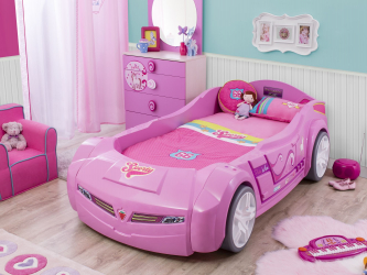 Como adicionar passas ao berçário: uma cama na forma de um carro para meninos e meninas (mais de 85 fotos). Características de uso no interior