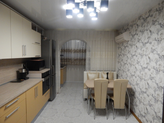 Cozinha combinada com loggia: maneiras reais de usar o local com sabedoria. Design de interiores não chato (mais de 120 fotos)