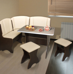 O conforto começa com uma kitchenette: mais de 140 Ideias Fotográficas para a cozinha (pequena, esquina, com um local para dormir)