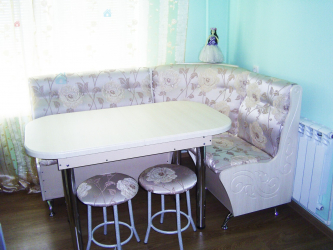 O conforto começa com uma kitchenette: mais de 140 Ideias Fotográficas para a cozinha (pequena, esquina, com um local para dormir)