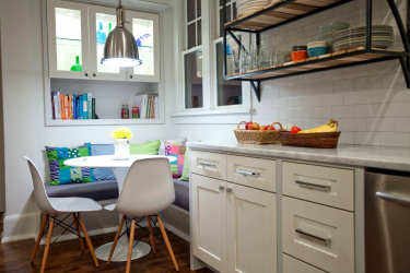 O conforto começa com uma kitchenette: mais de 140 Ideias Fotográficas para a cozinha (pequena, esquina, com um local para dormir)